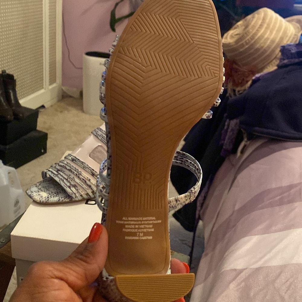 B P Sandal View 2